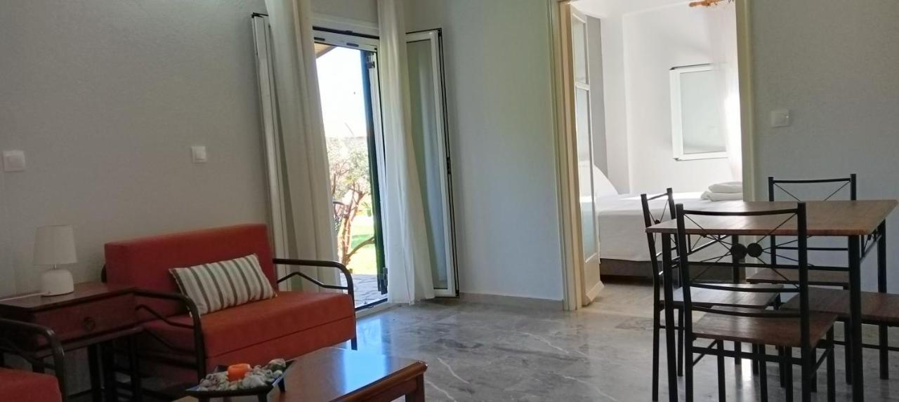 Alonaki Bay Apartamento Halikounas Exterior foto