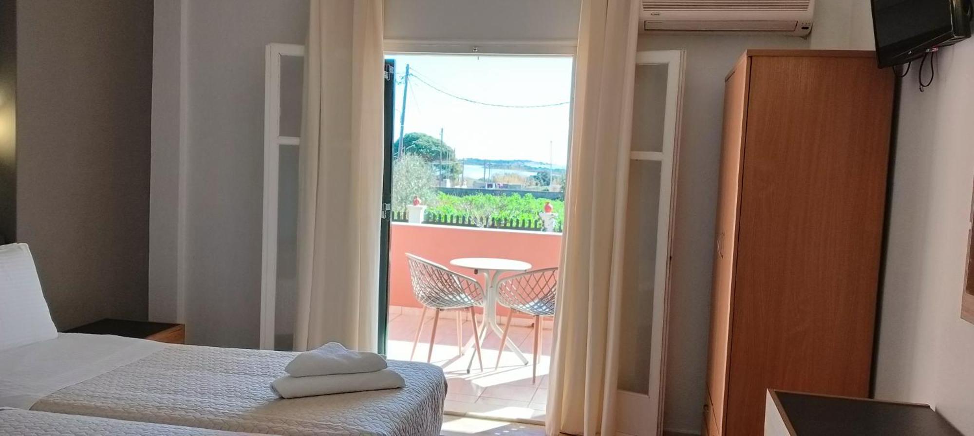 Alonaki Bay Apartamento Halikounas Exterior foto